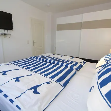 Watthaus-4-zwischen-wattenmeer-und-nordseestarnd * Sylt